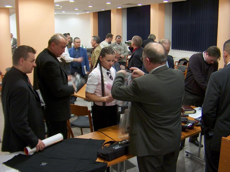 2007.02.01. IBSSA klubnapon, Glock termékbemutatót tartottunk a tagoknak és vendégeiknek. 2007.02.01. IBSSA klubnapon, Glock termékbemutatót tartottunk a tagoknak és vendégeiknek.