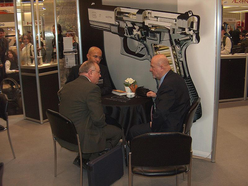 GLOCK stand GLOCK stand